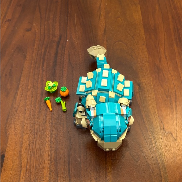 Lego Set Baby Bumpy: Ankylosaurus - Picture 10 of 14